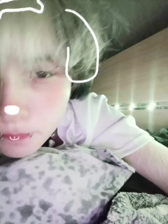@mw_femboy