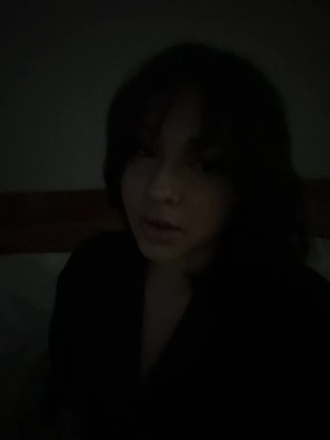 @idontlikepeople_.1