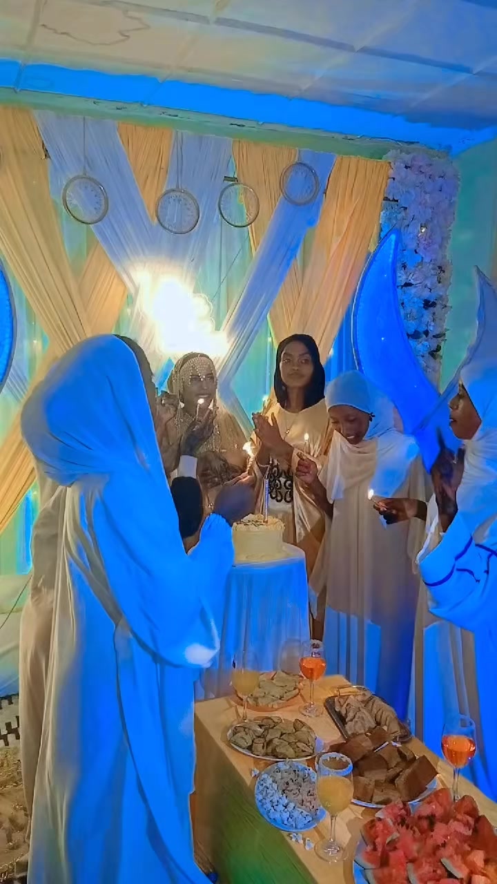 @Burqinan...1&hearts;️🦋