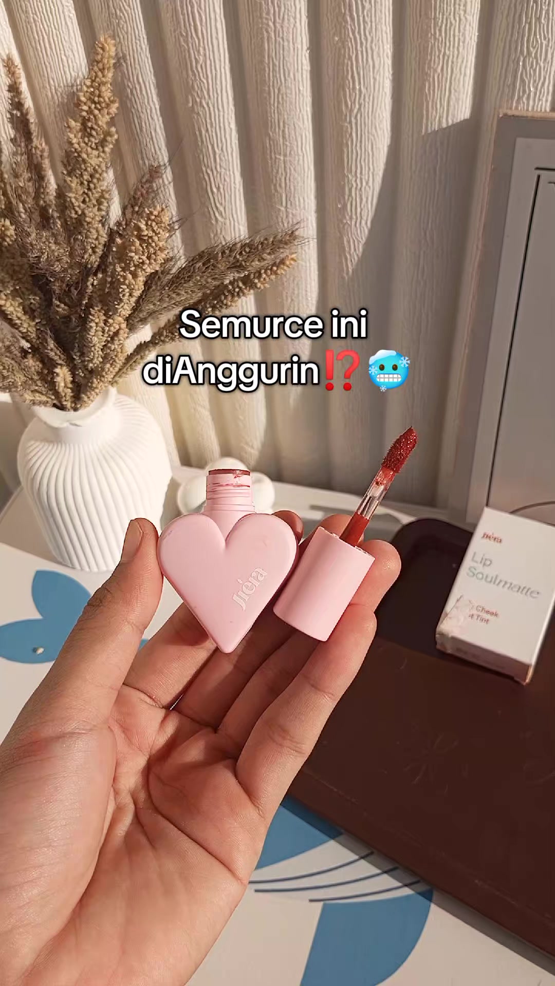 @N U R R 🤍