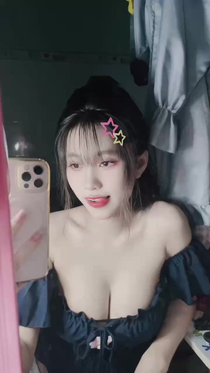 @🪼B&eacute; ViVi đức ho&agrave; 😽🪼