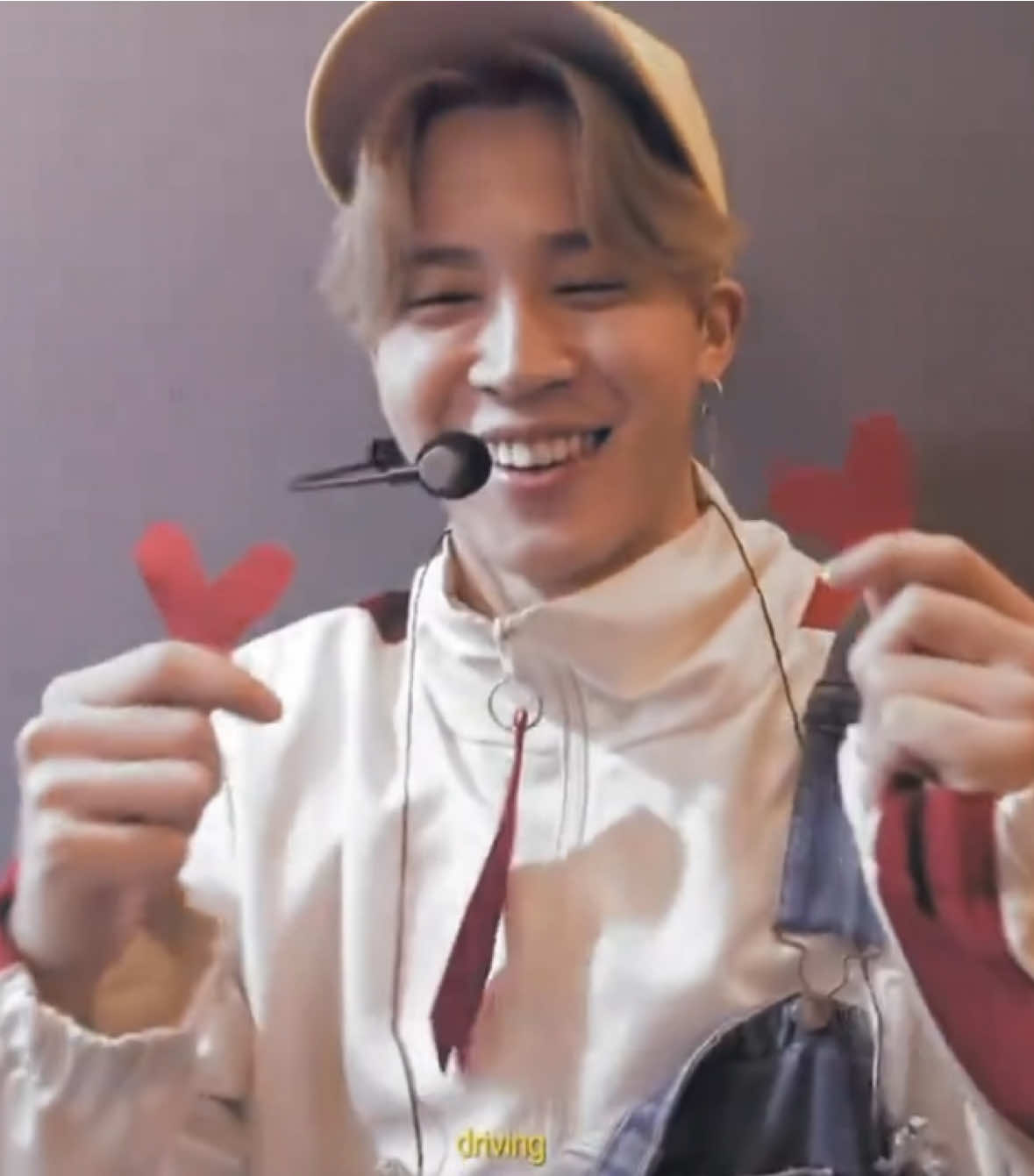 @앤젤린⁷ |saw bts 4/25