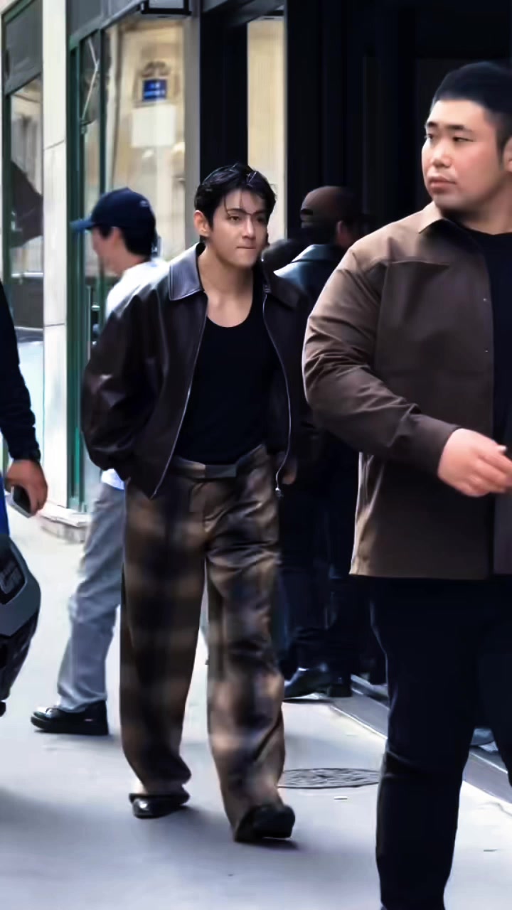 @𝙑 𝙆𝙄𝙈95