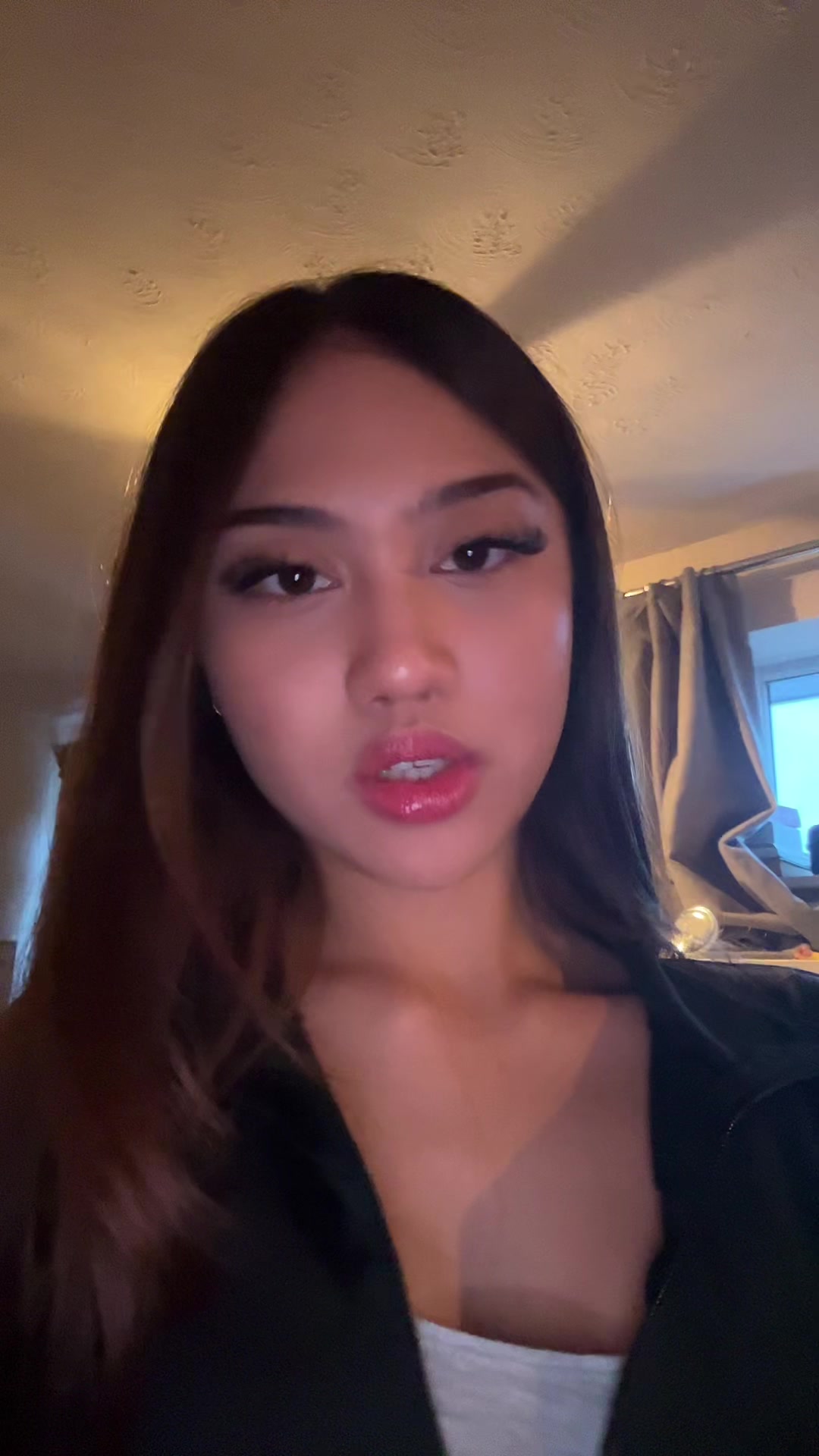 @zyra