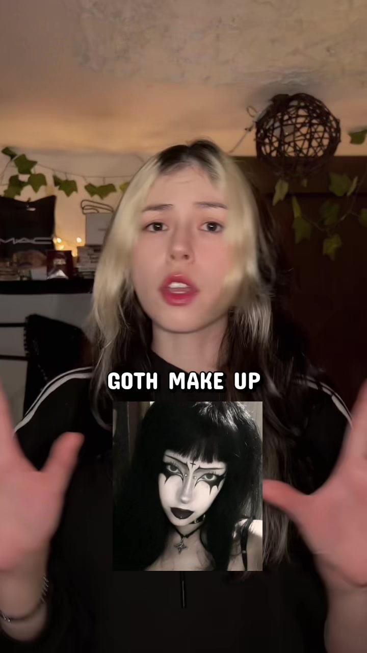 @deus_cos