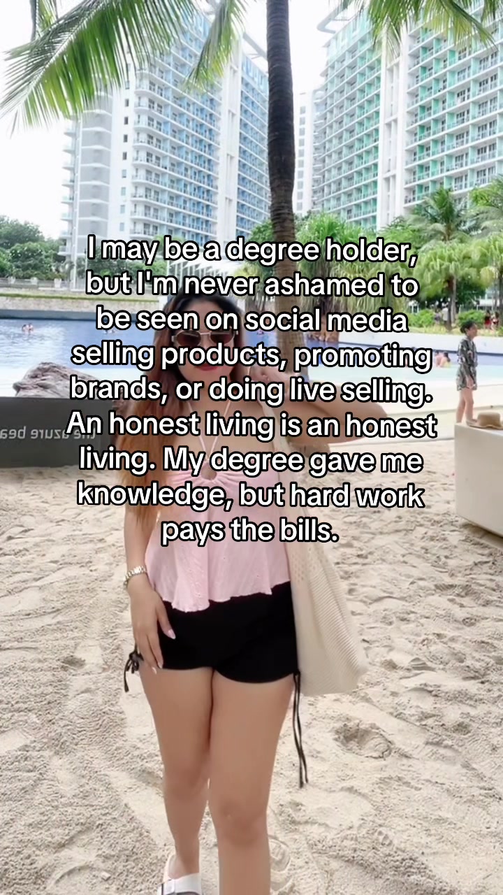 @Ms. Norlinᥫ᭡