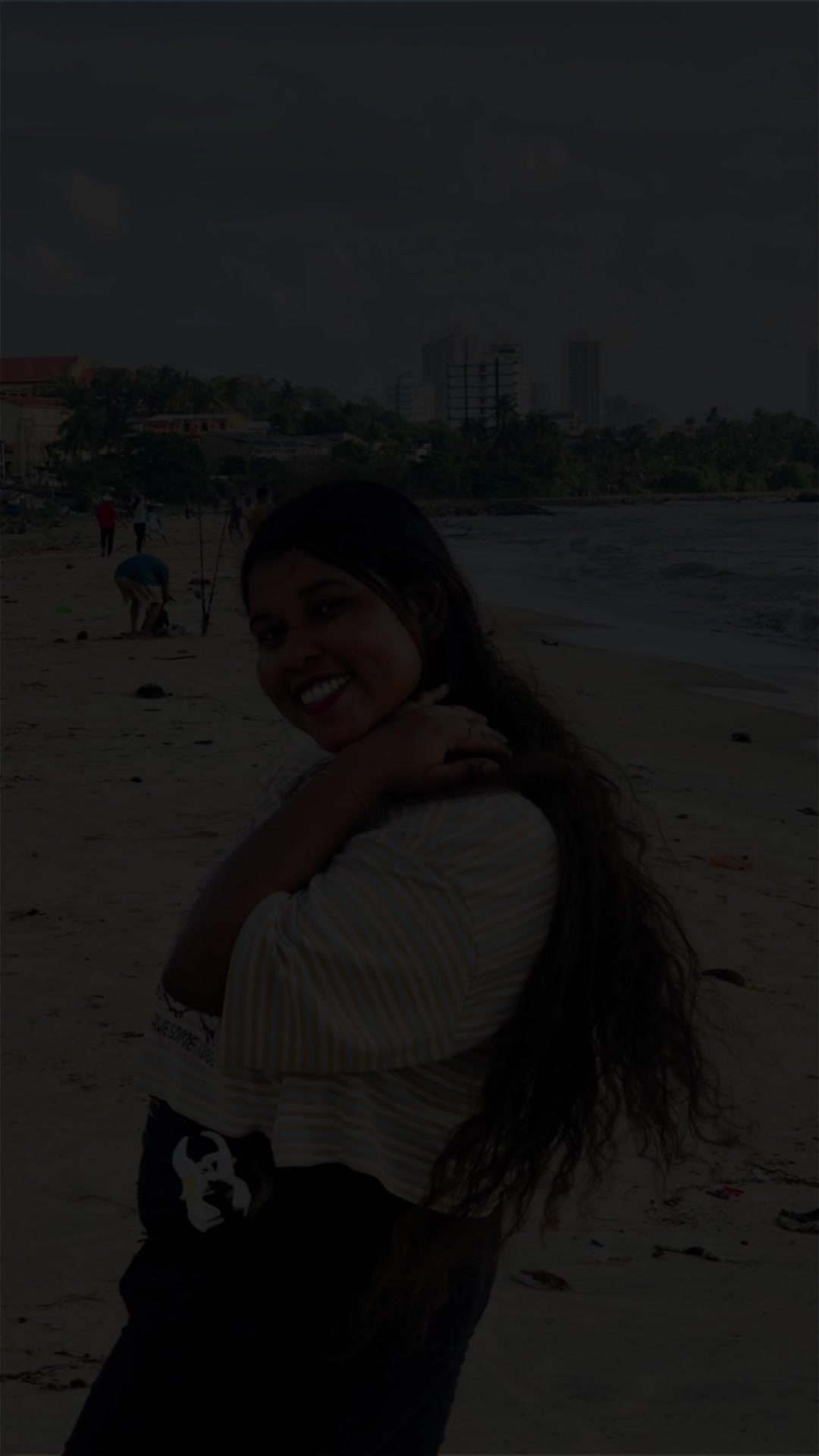 @💙👻janani kanmani👻💙