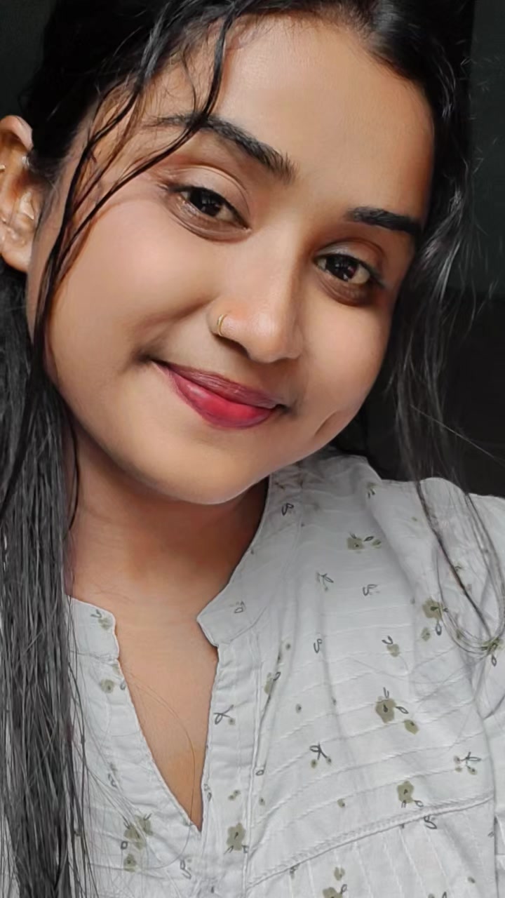 @👑dimpi ❤️ queen👑(Kali)🧿