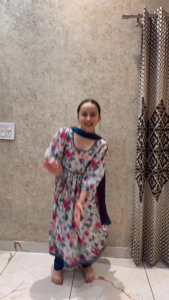 @⭐️Sandhusisters⭐️