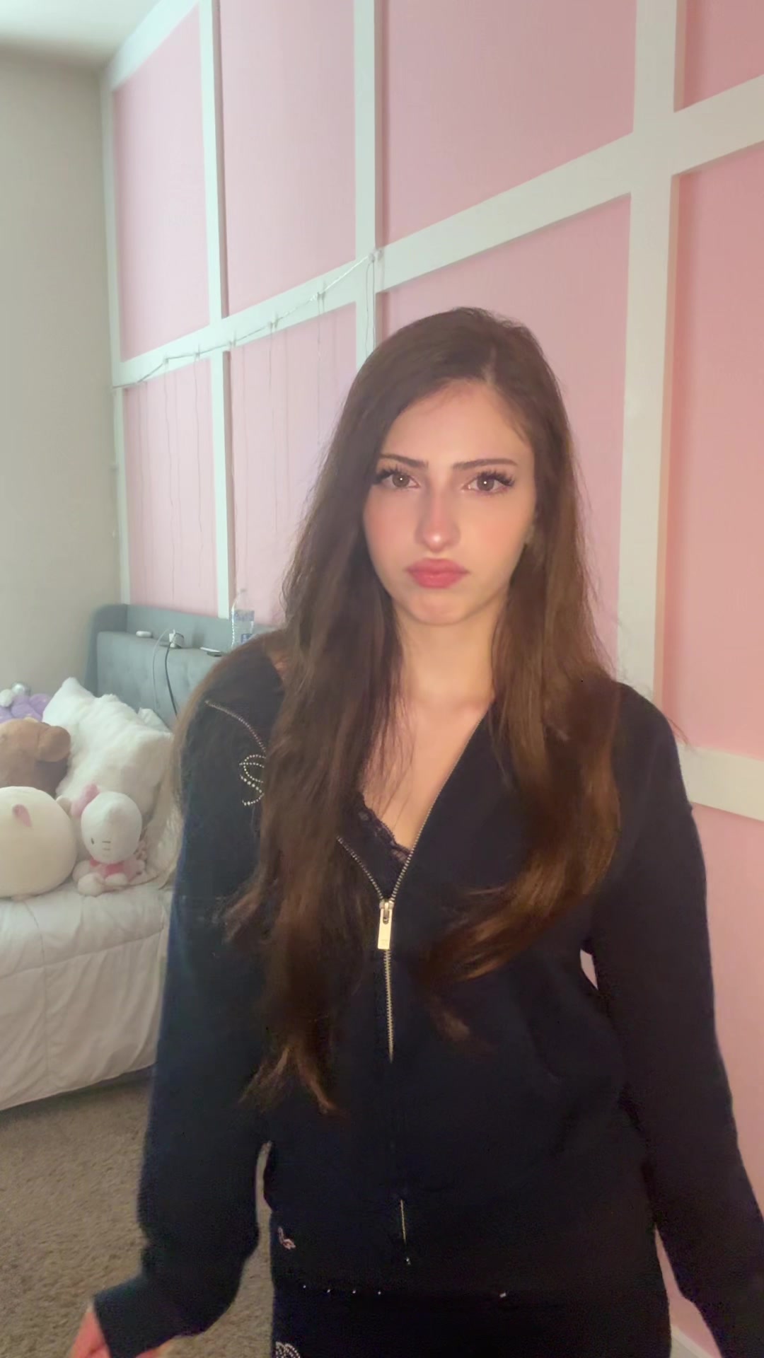 @elena