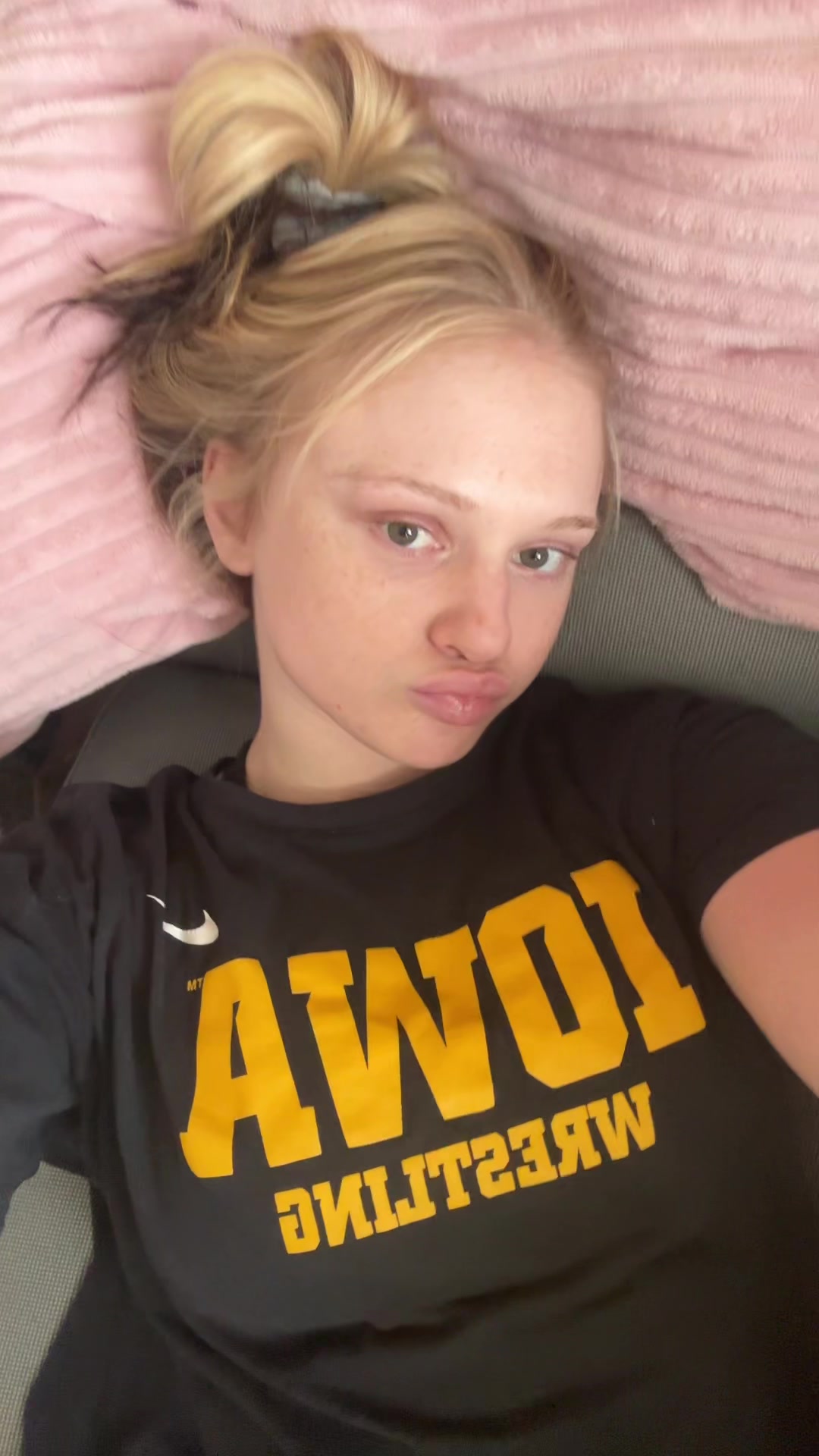 @Kat🧀🦋🧌