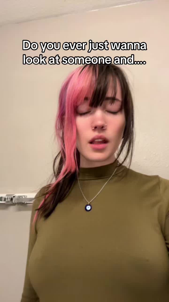 @Lil Bug🖤🍄