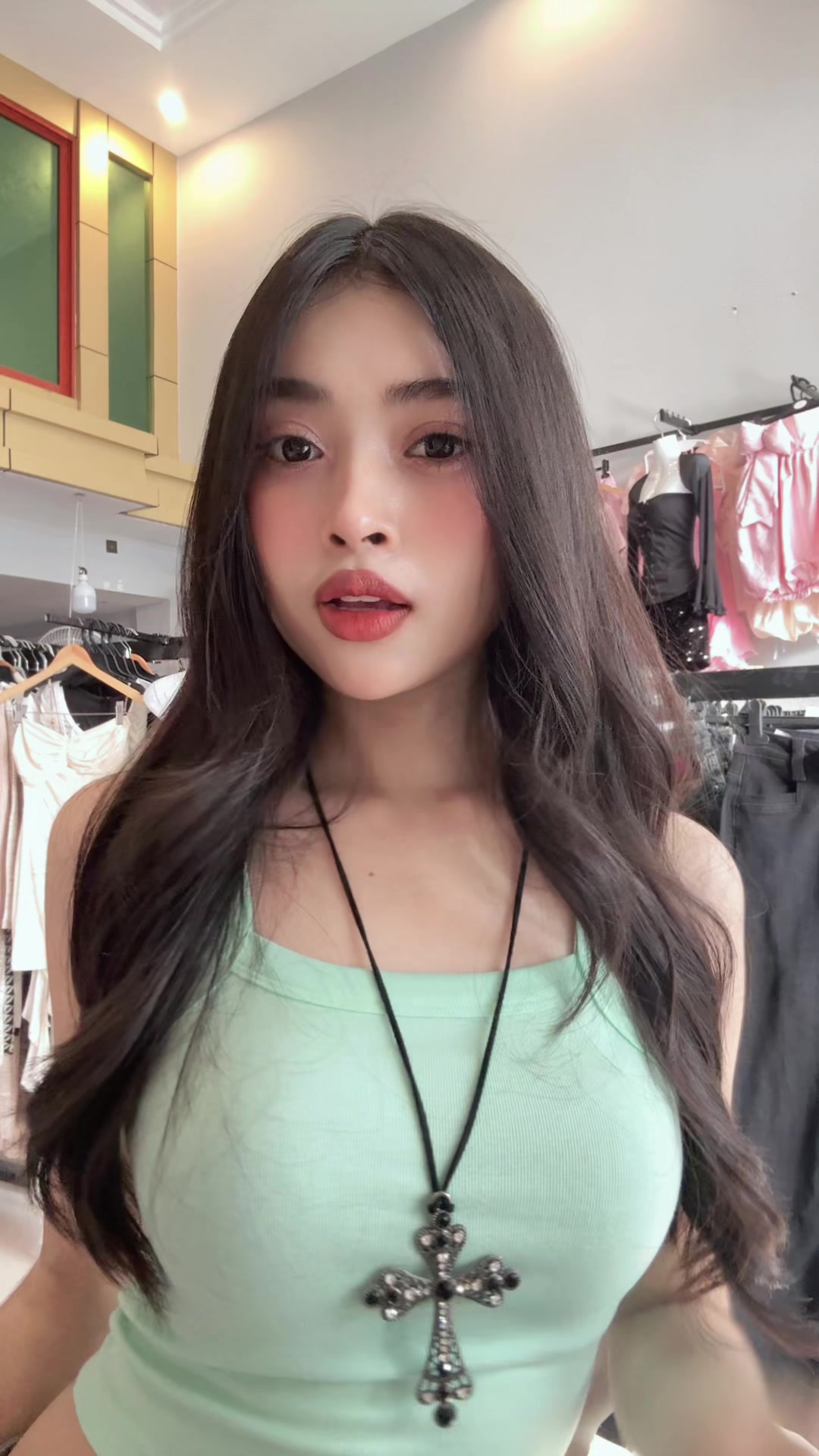 @So mnea—សុមនា