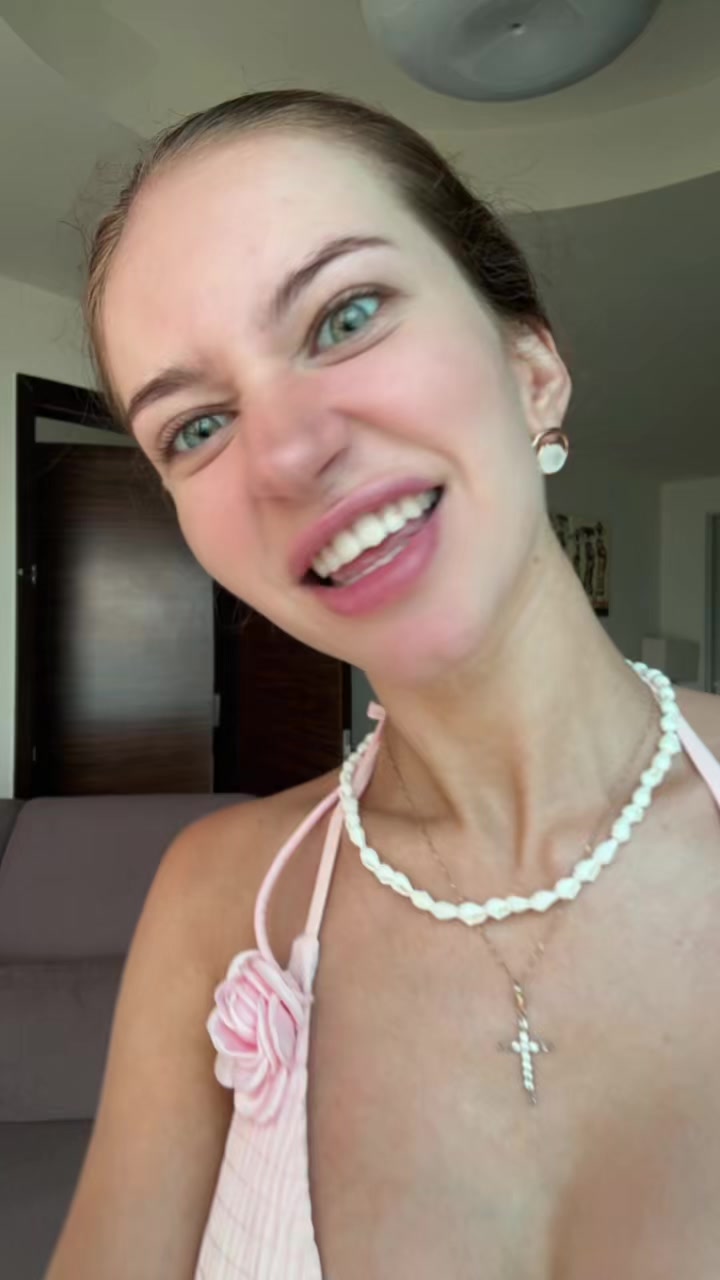 @glosslips