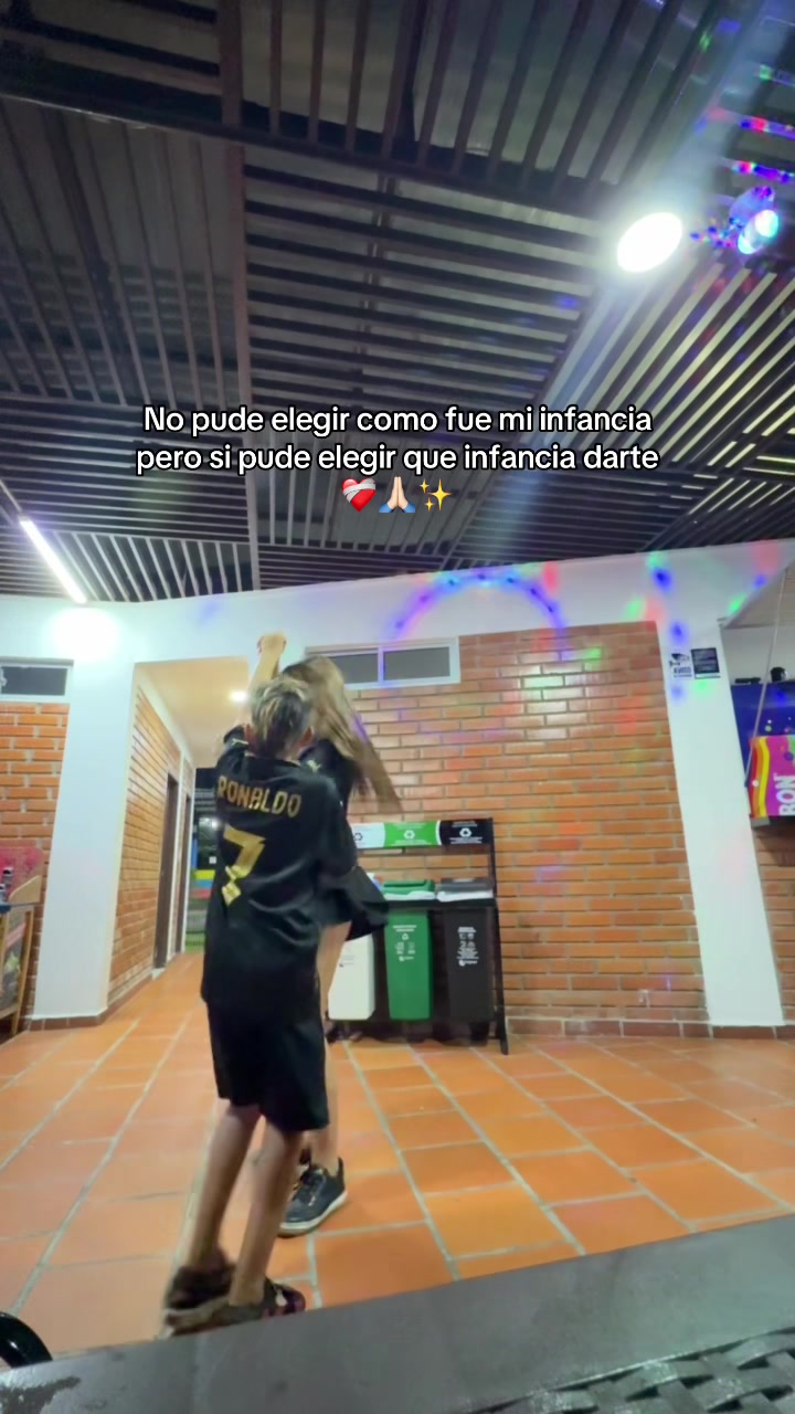 @andreavivianafc