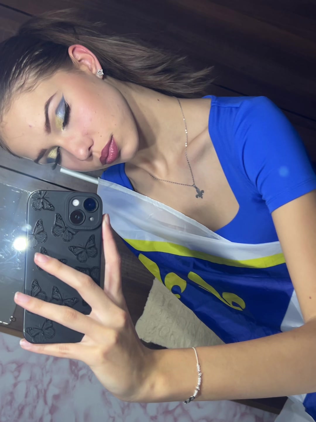 @𝒜.