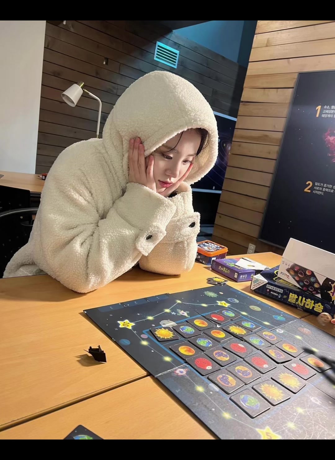 @샤