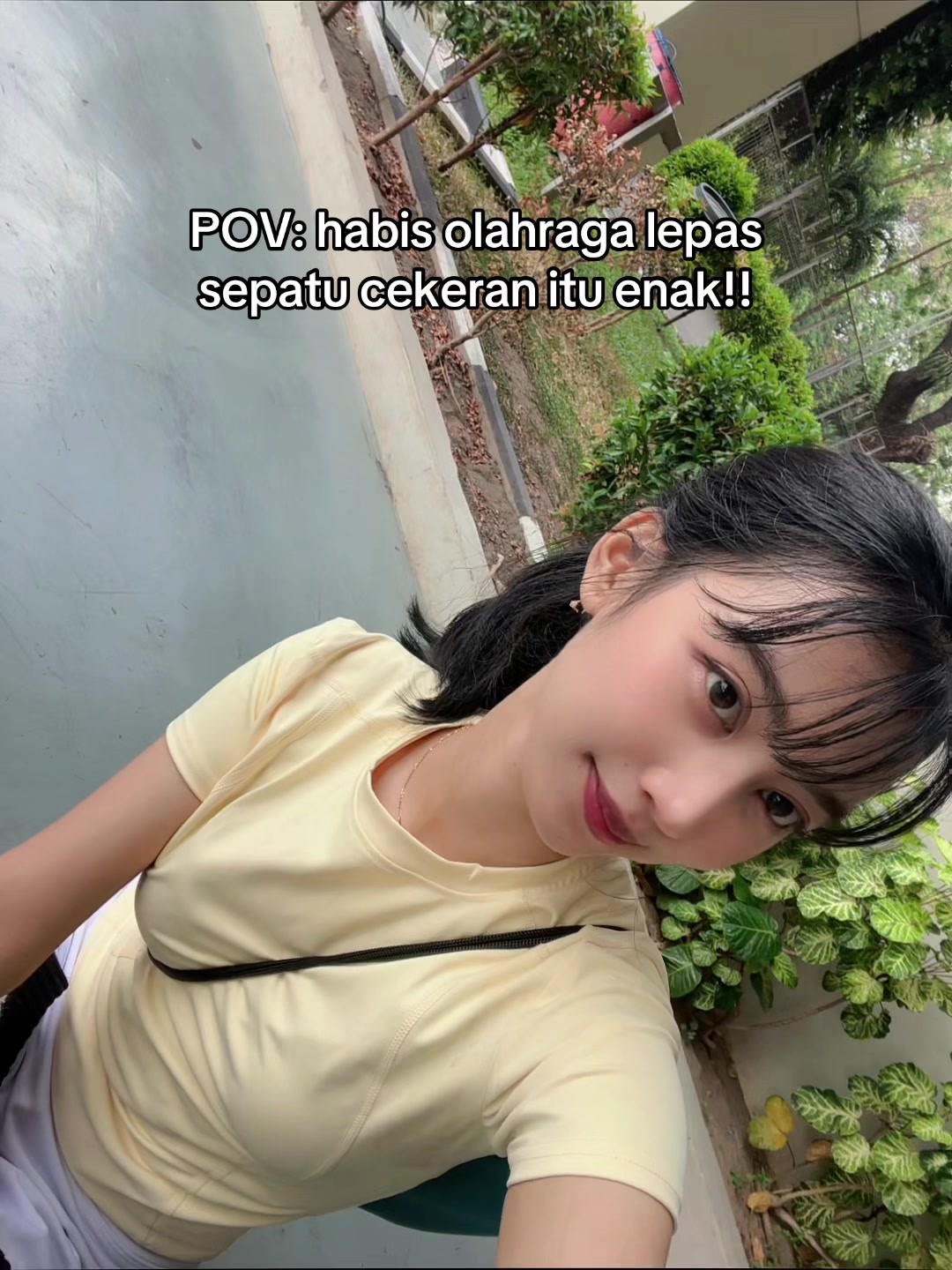@Ay🌱