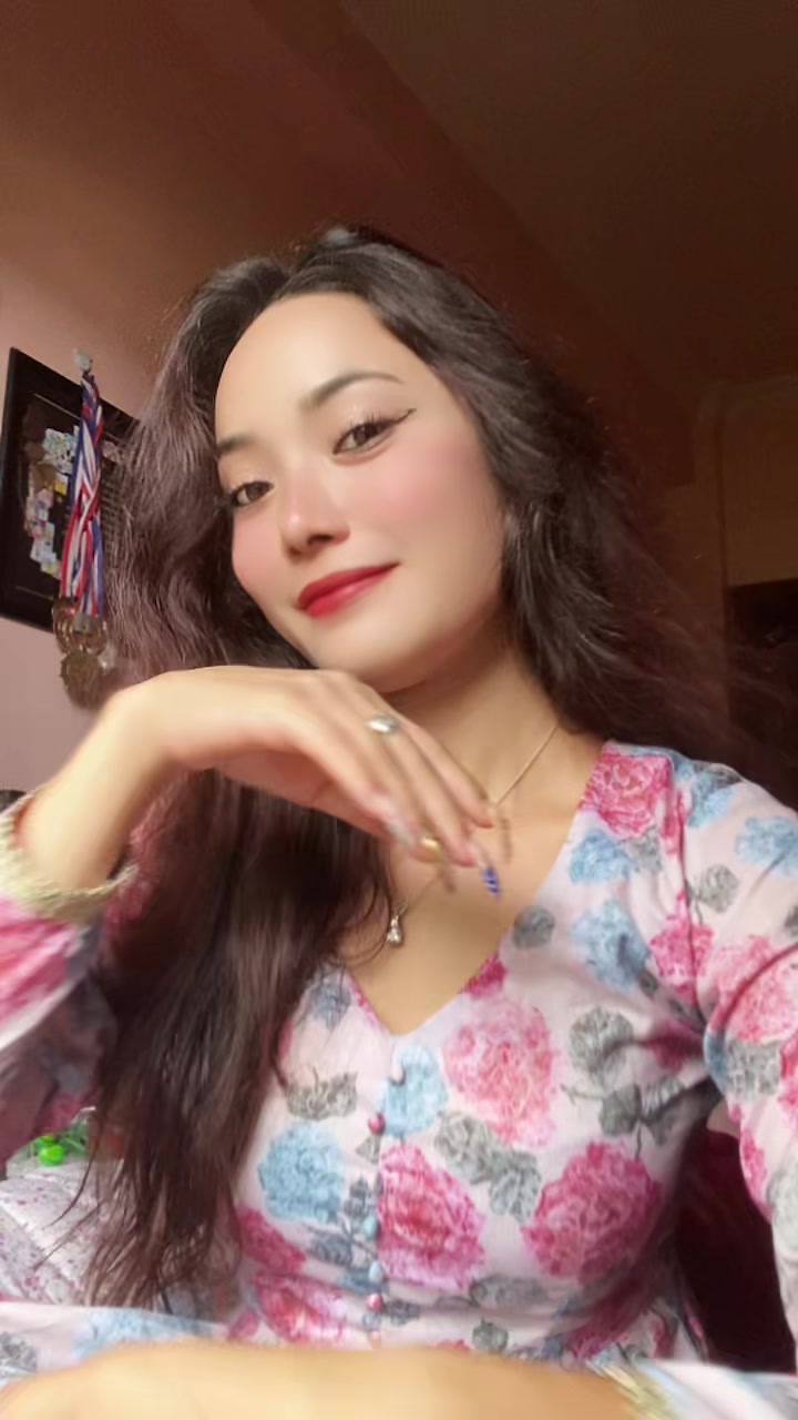 @Ro_Zynahh✨💫