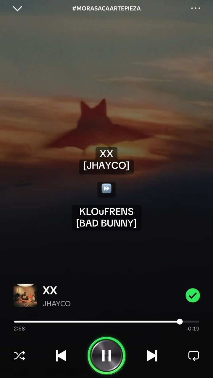 @ꓤƎꓘꓶⱯMOꓘNƎ⅄ƎHꓕ