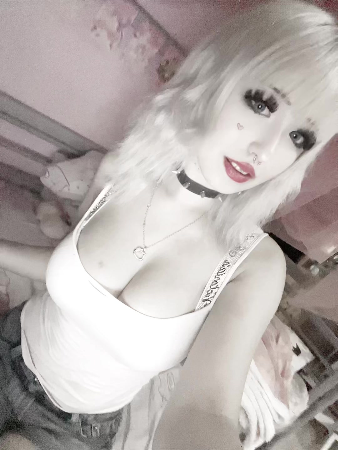 @whiiteshadow