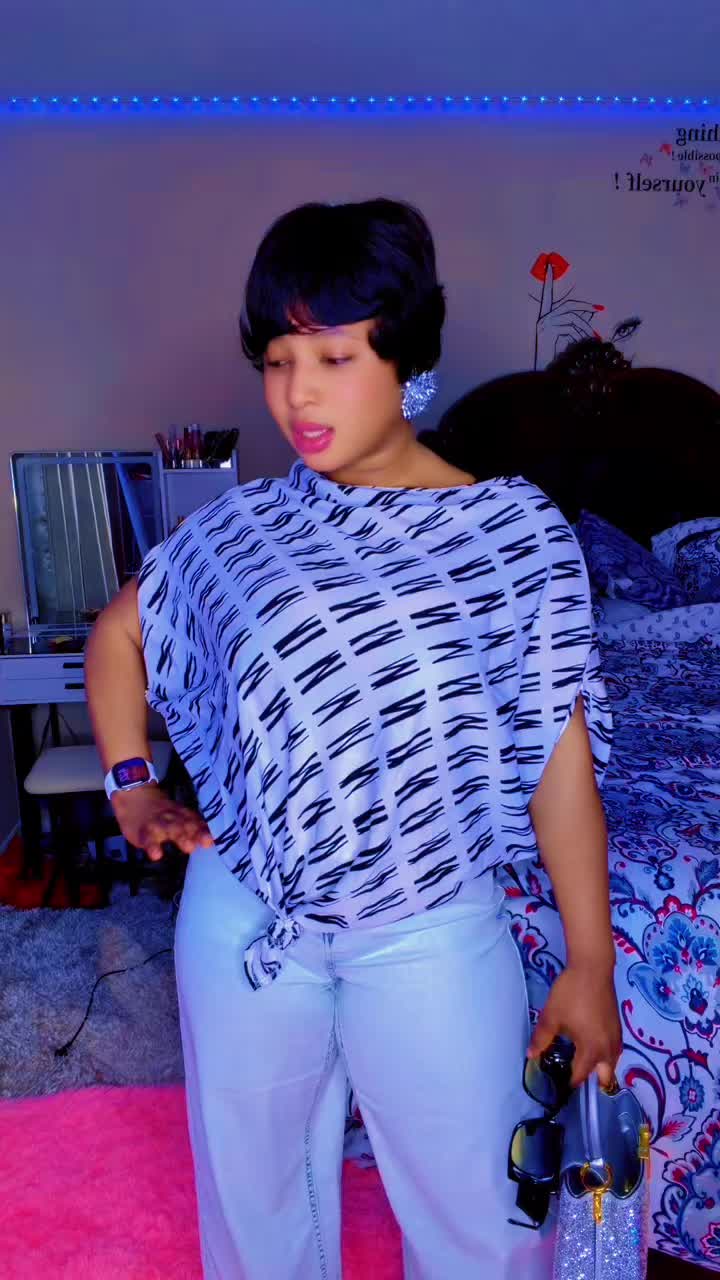 @Mumyans 😍👅😋❤️💋