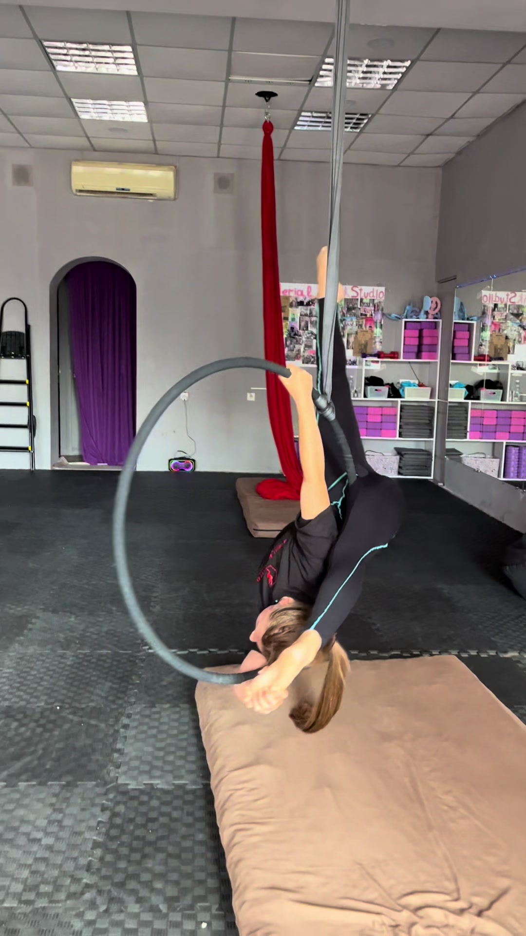 @Aerial monk studio