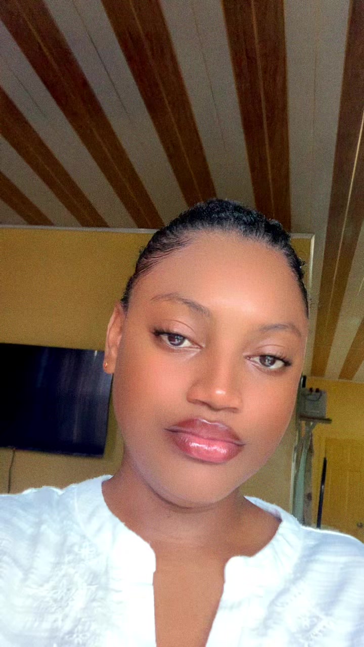 @🤍Holly🤍