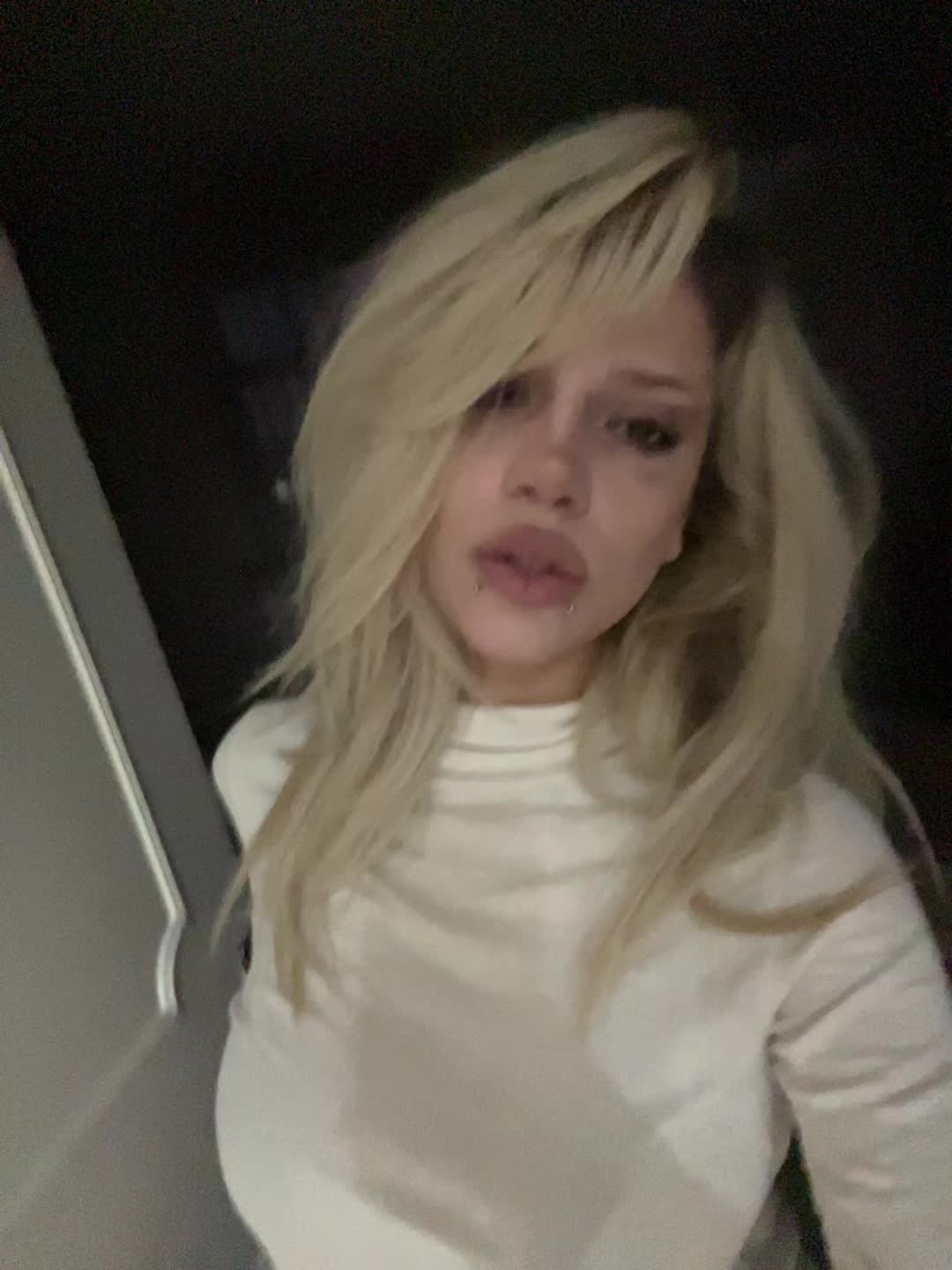 @cora.linn