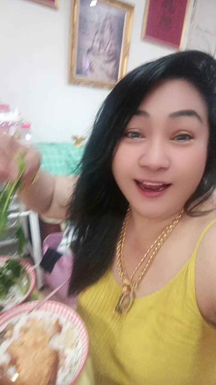 @ชุลีพร ใจเย็น