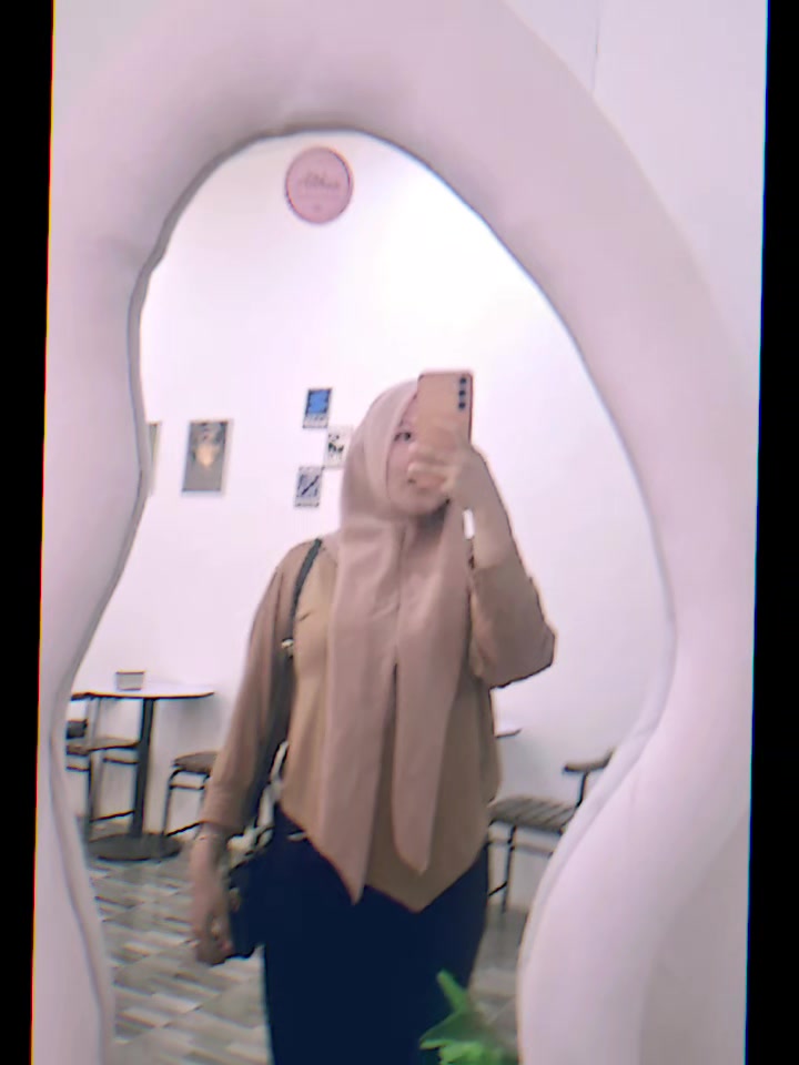 @Pallova23♤■•