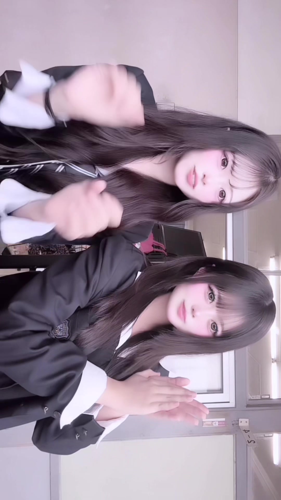 @茉優奈