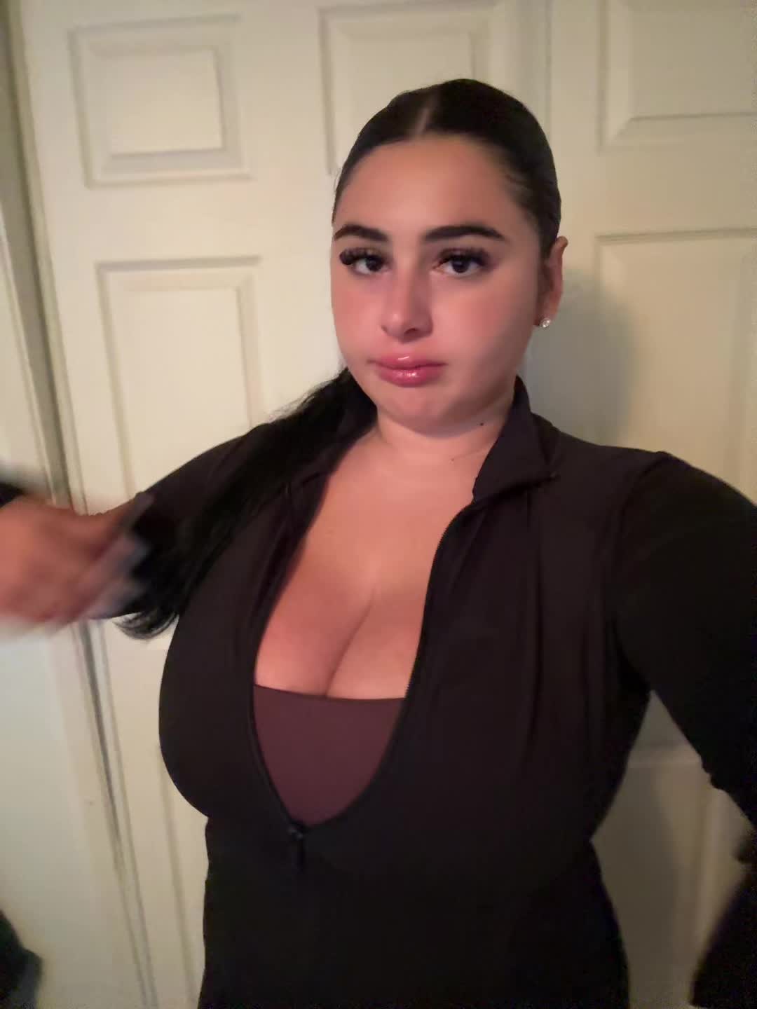 @isabellita