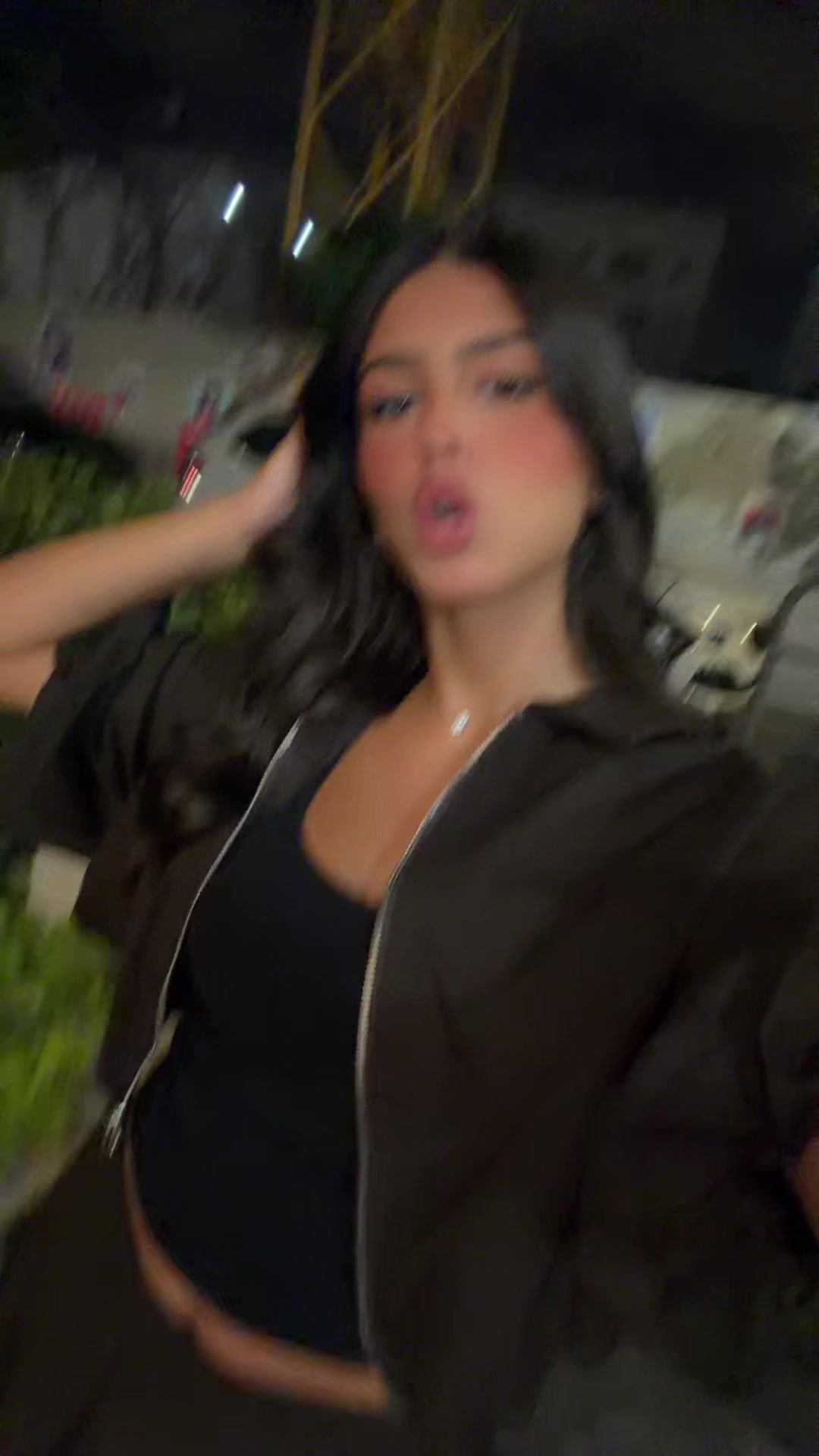 @HILI VAKNEEN
