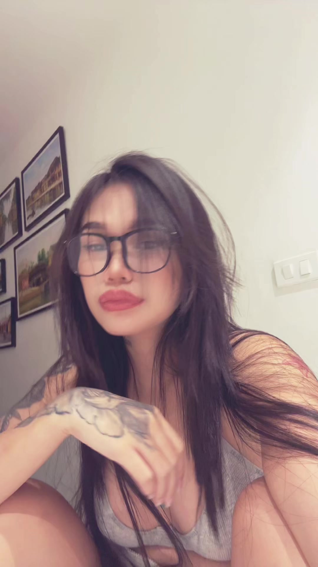 @🐰