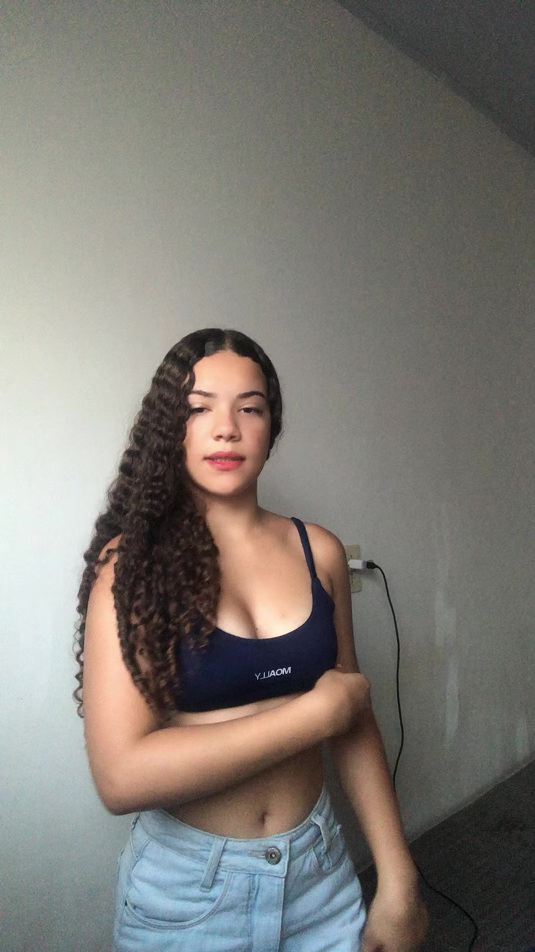 @thaynalais48