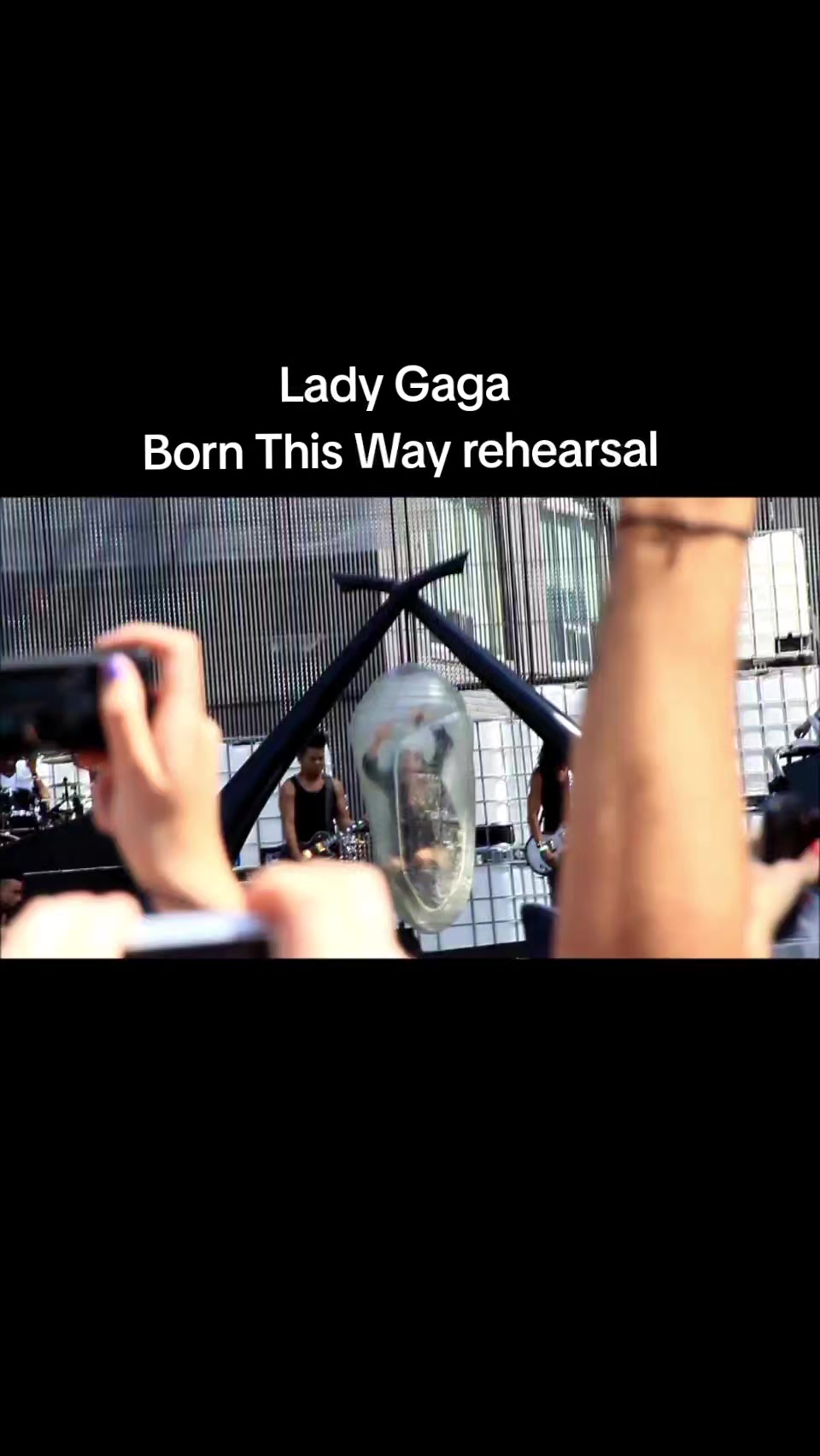 @Manu Little Monster