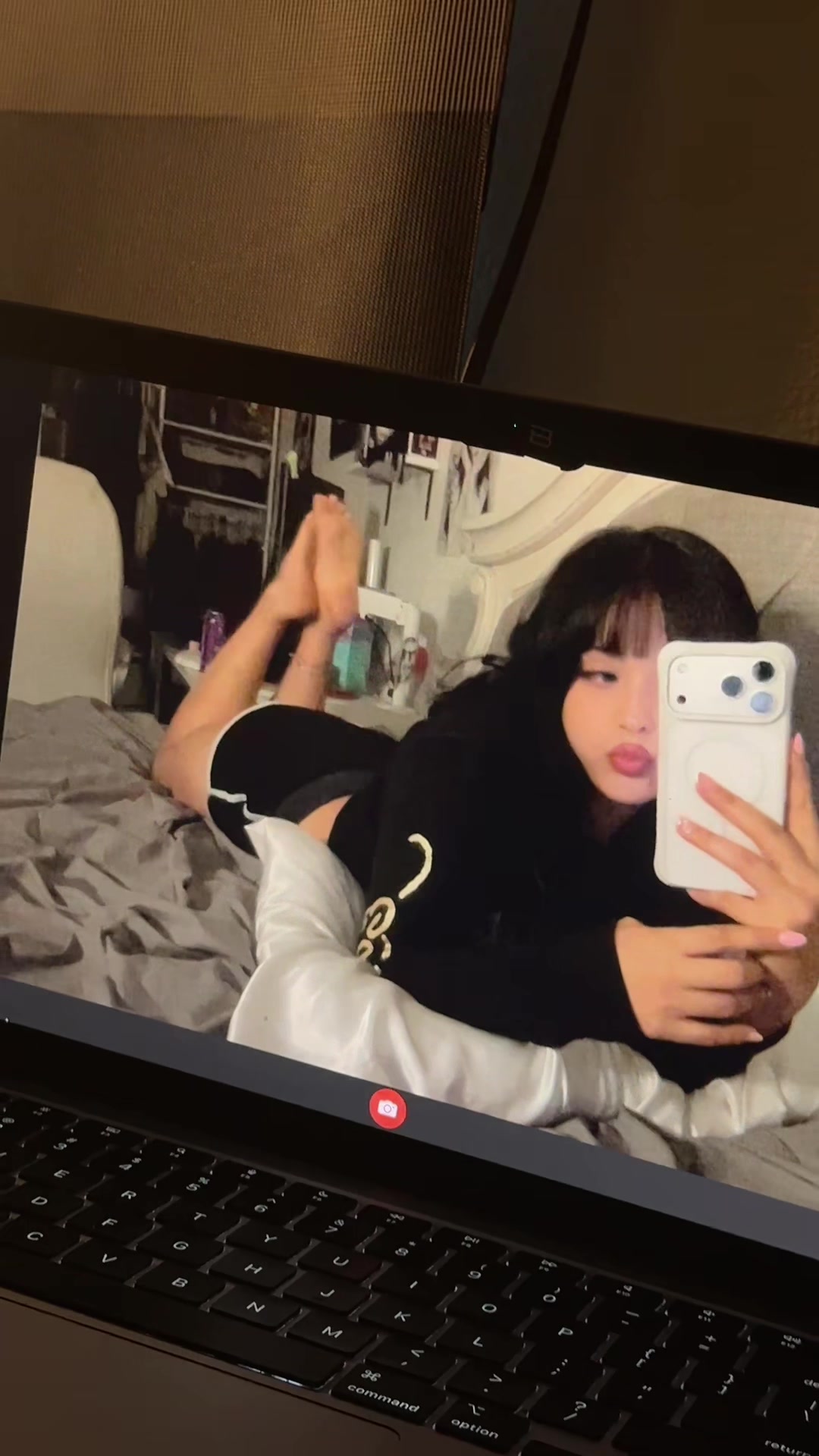 @iv