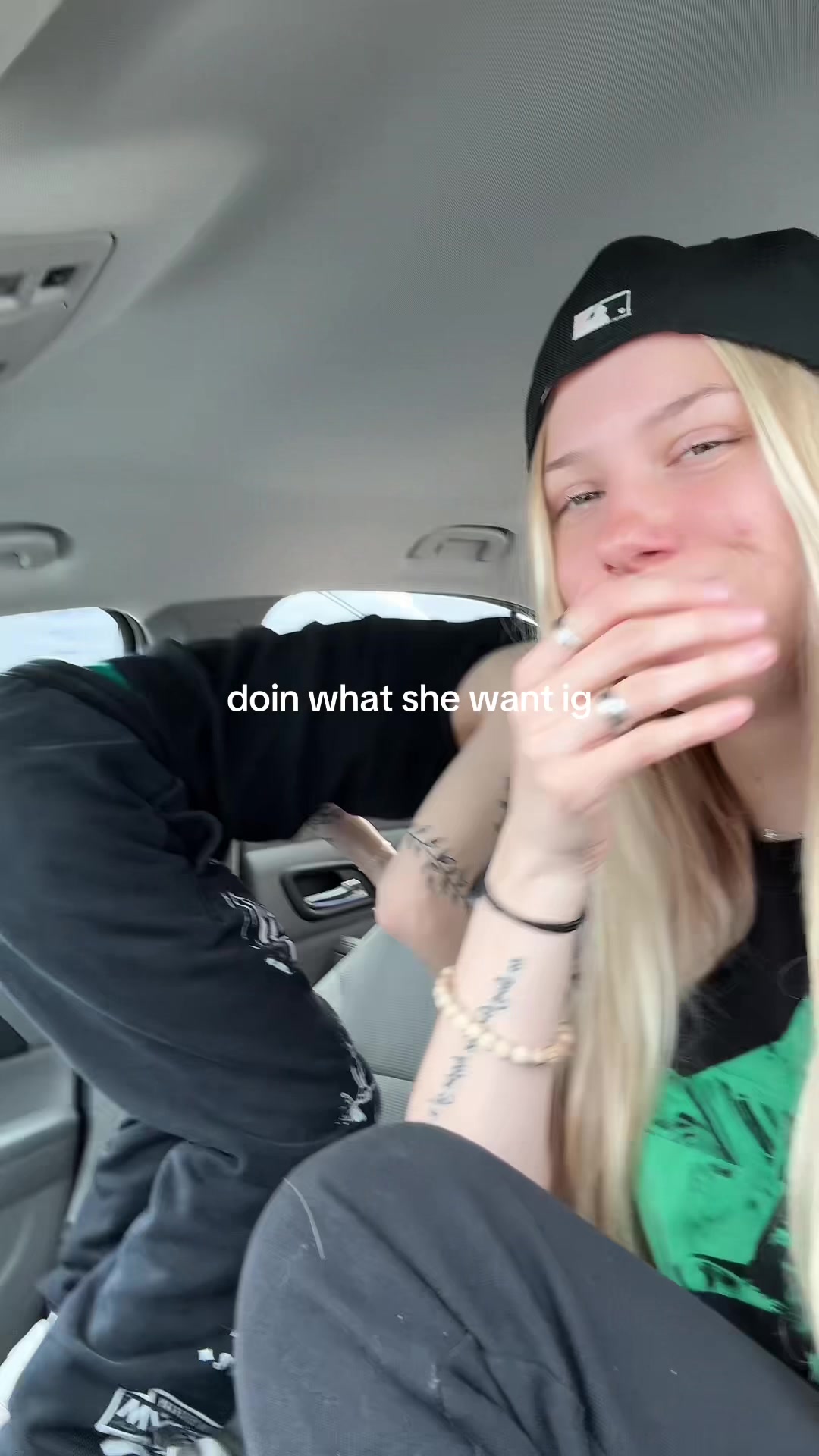 @lainey lou who