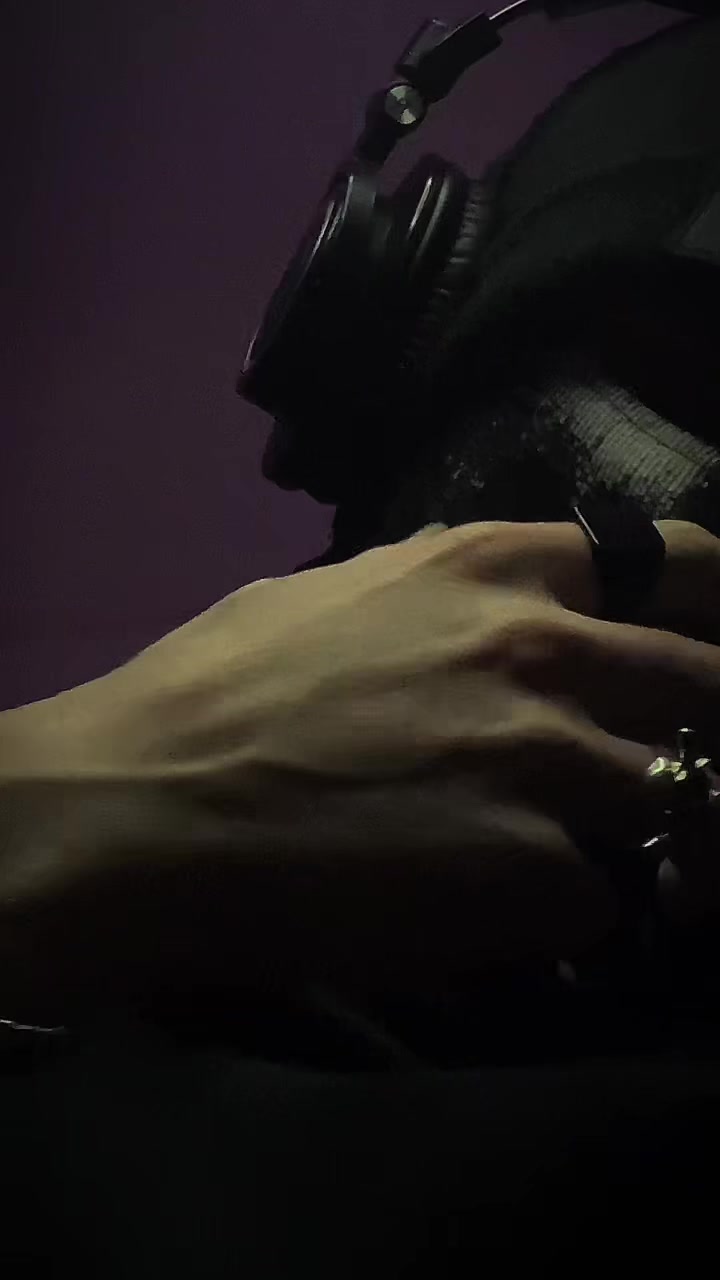 @𝐤𝐲𝐱