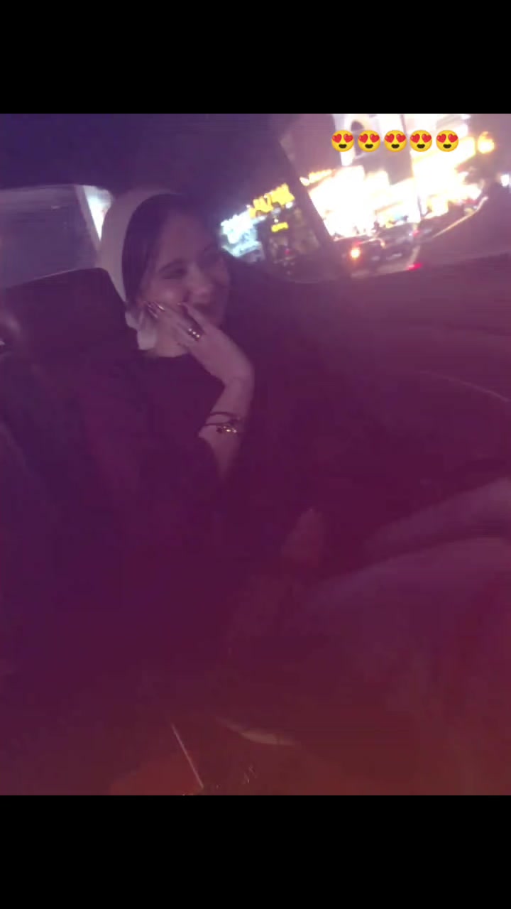 @MOKA🤪💕
