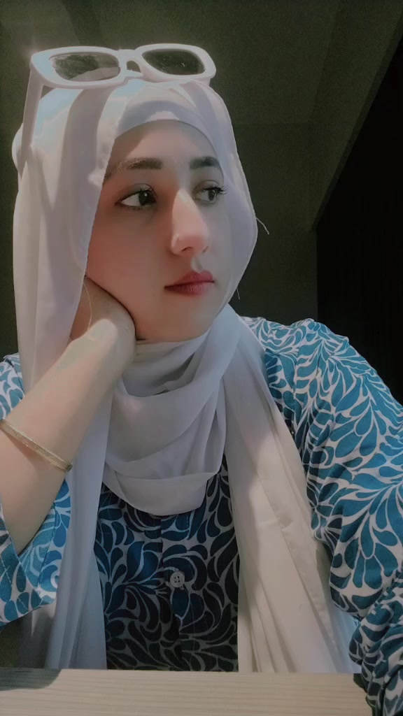 @đĻBiThE AkOnđĻ