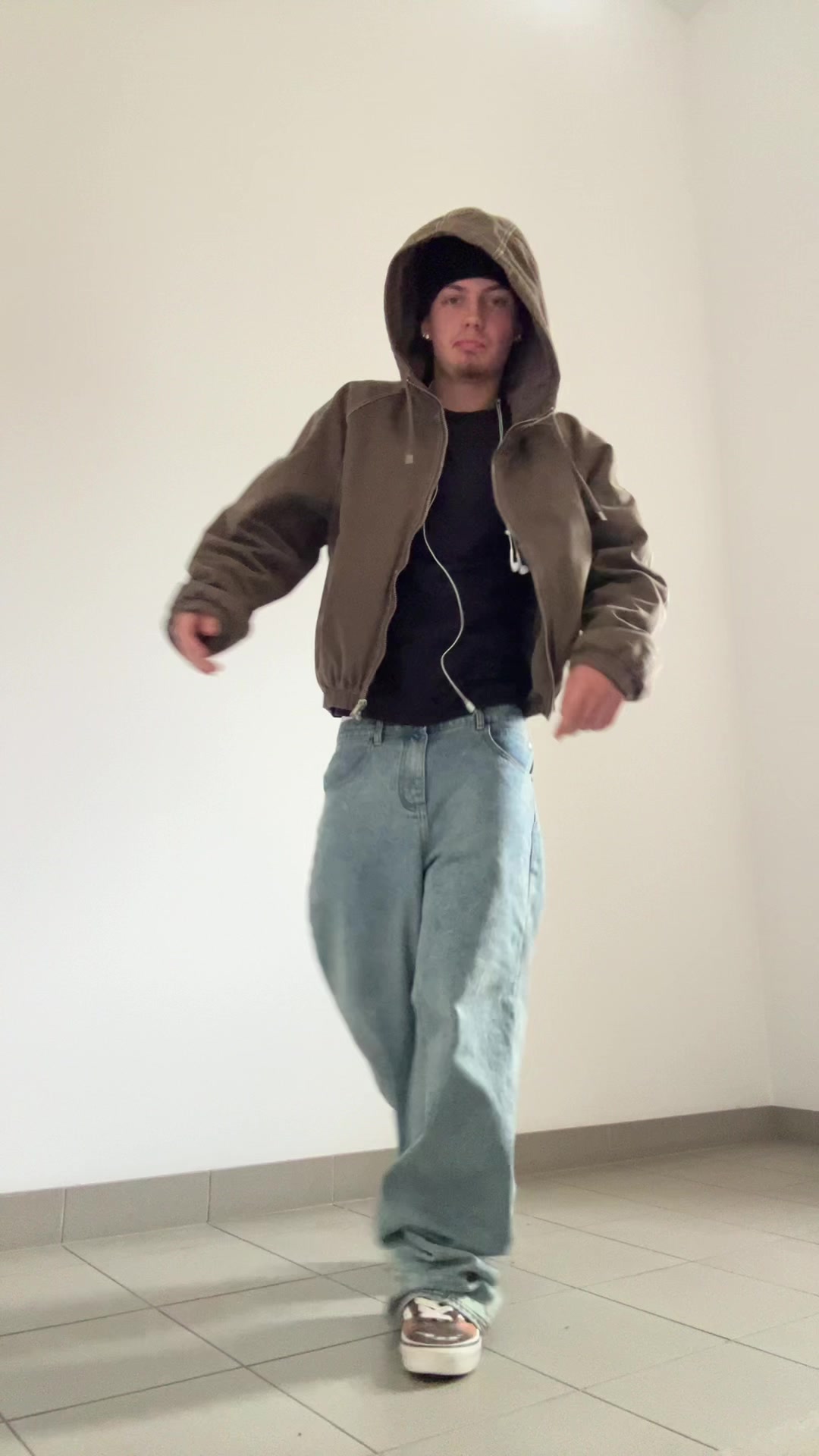 @Sqwimeee