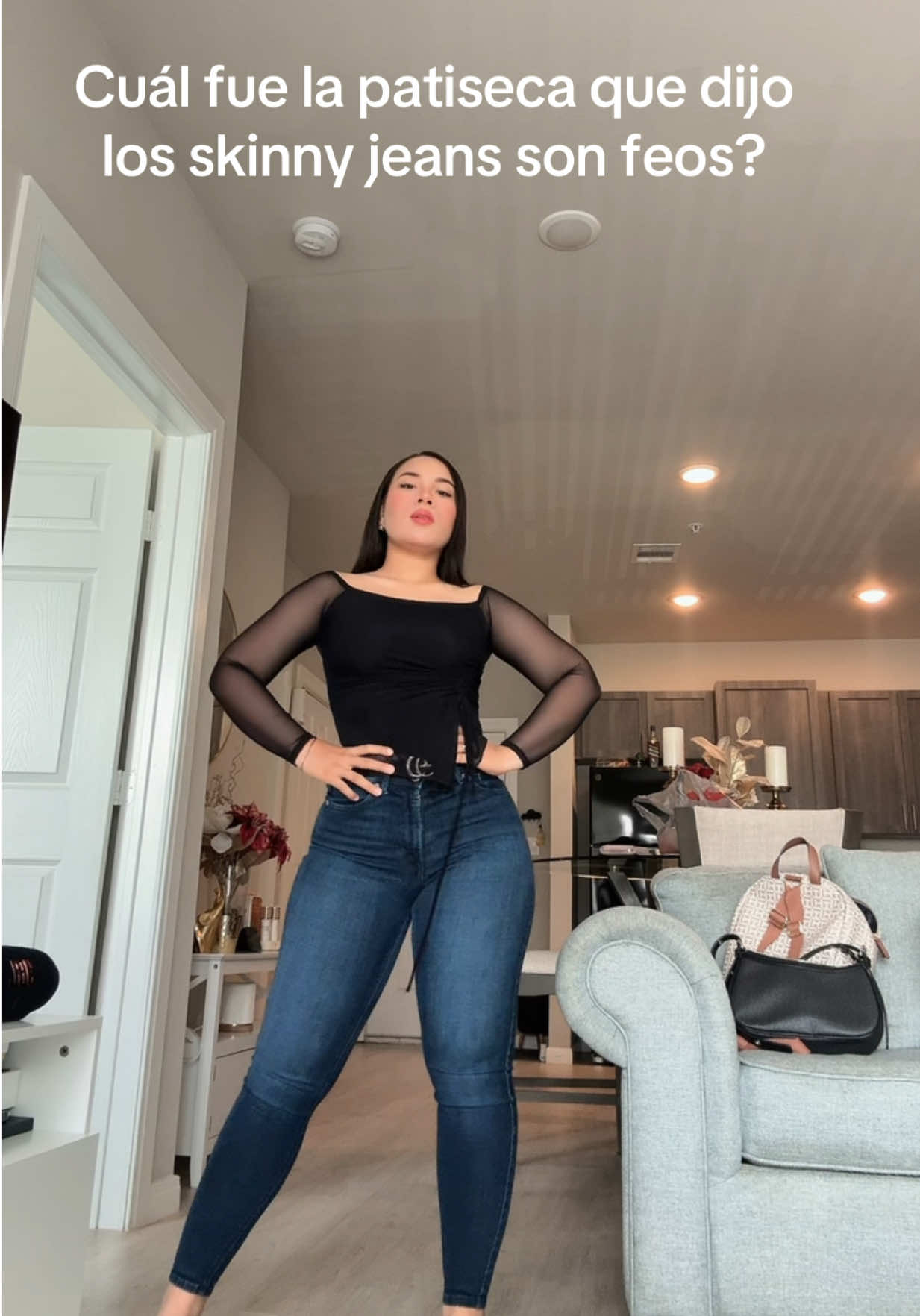 @Karlaruizt18