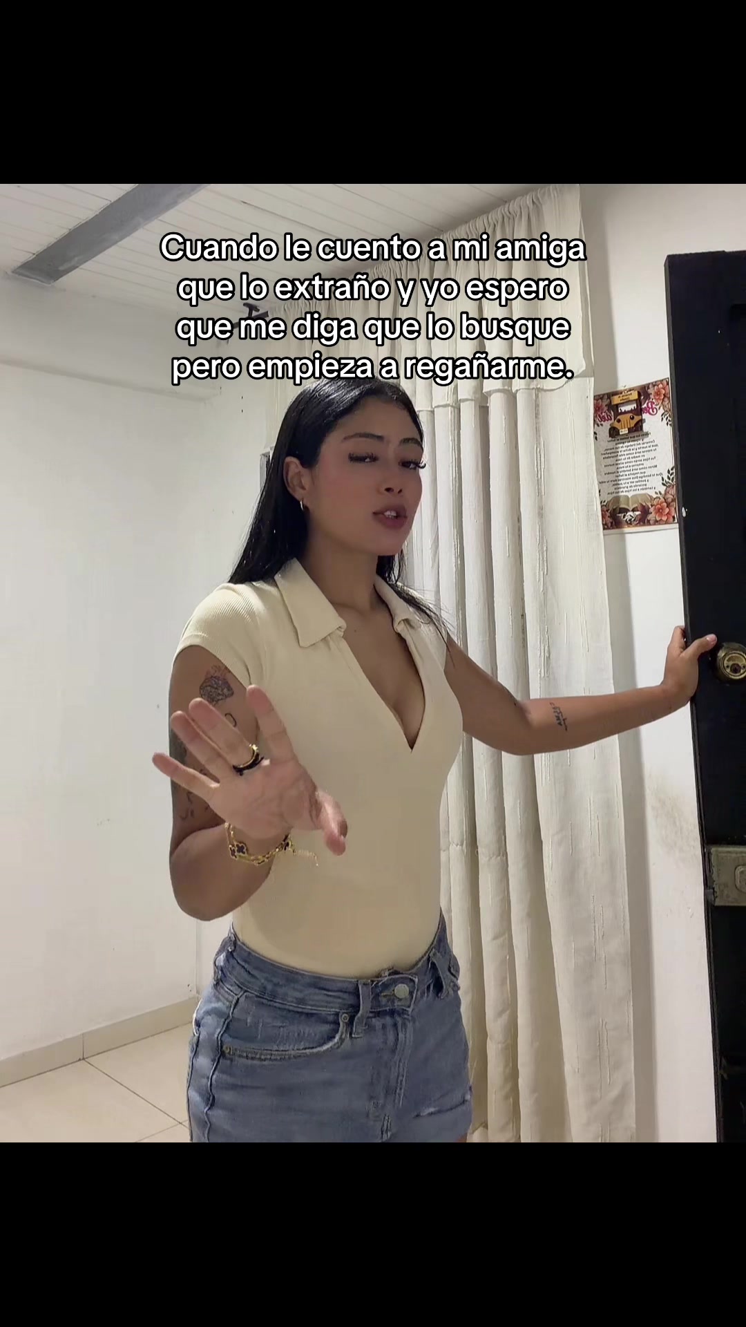 @soyhillary_04