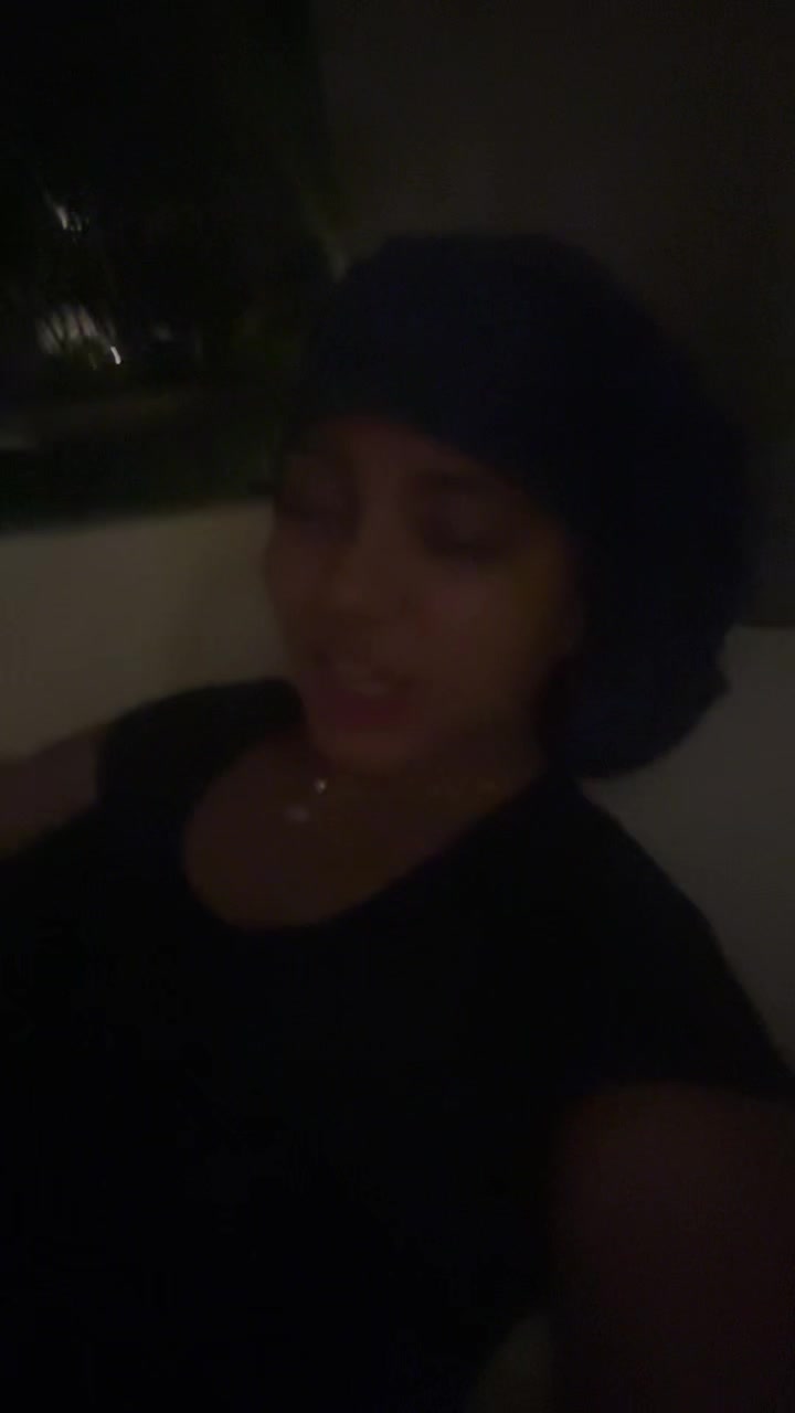 @Sa