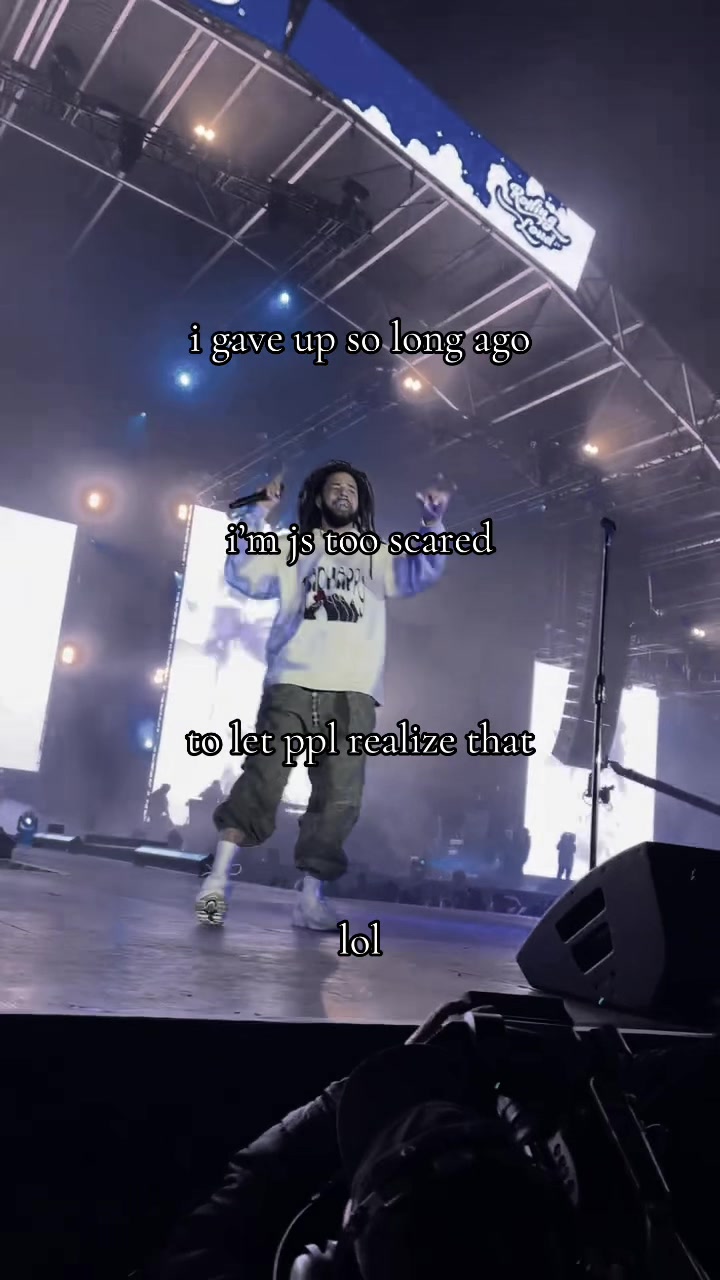 @937
