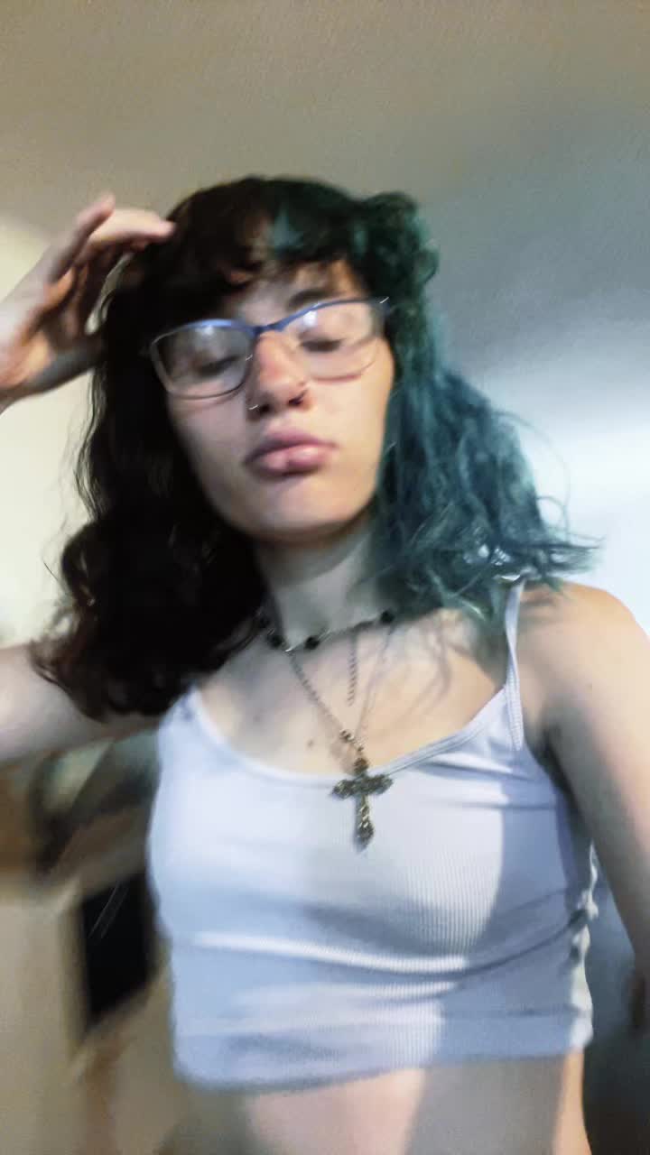 @lil.ghost.girl.bk