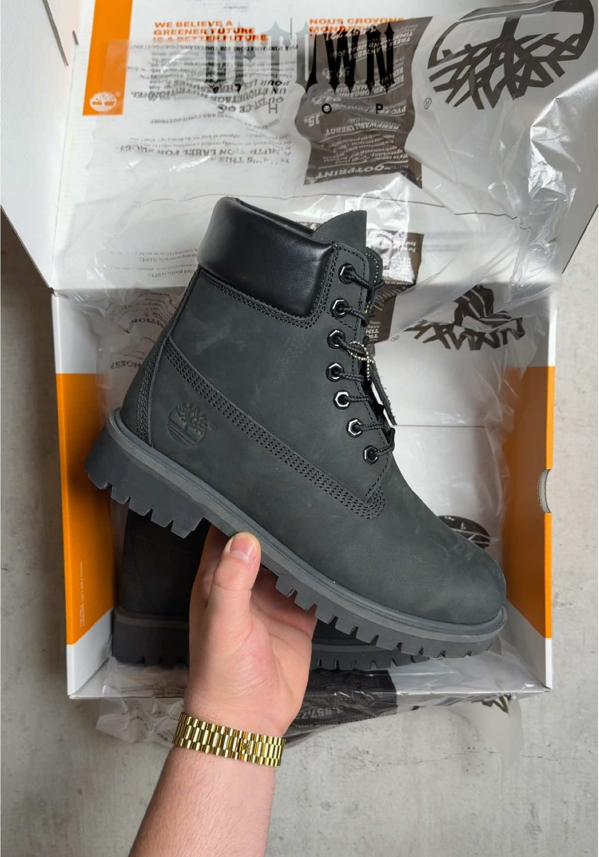 @Uptownshop01