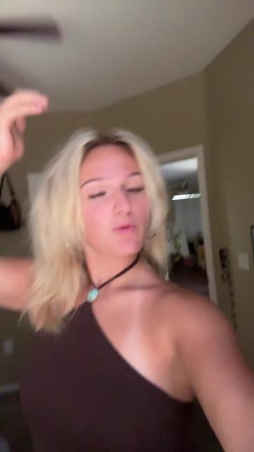 @blondebih1000